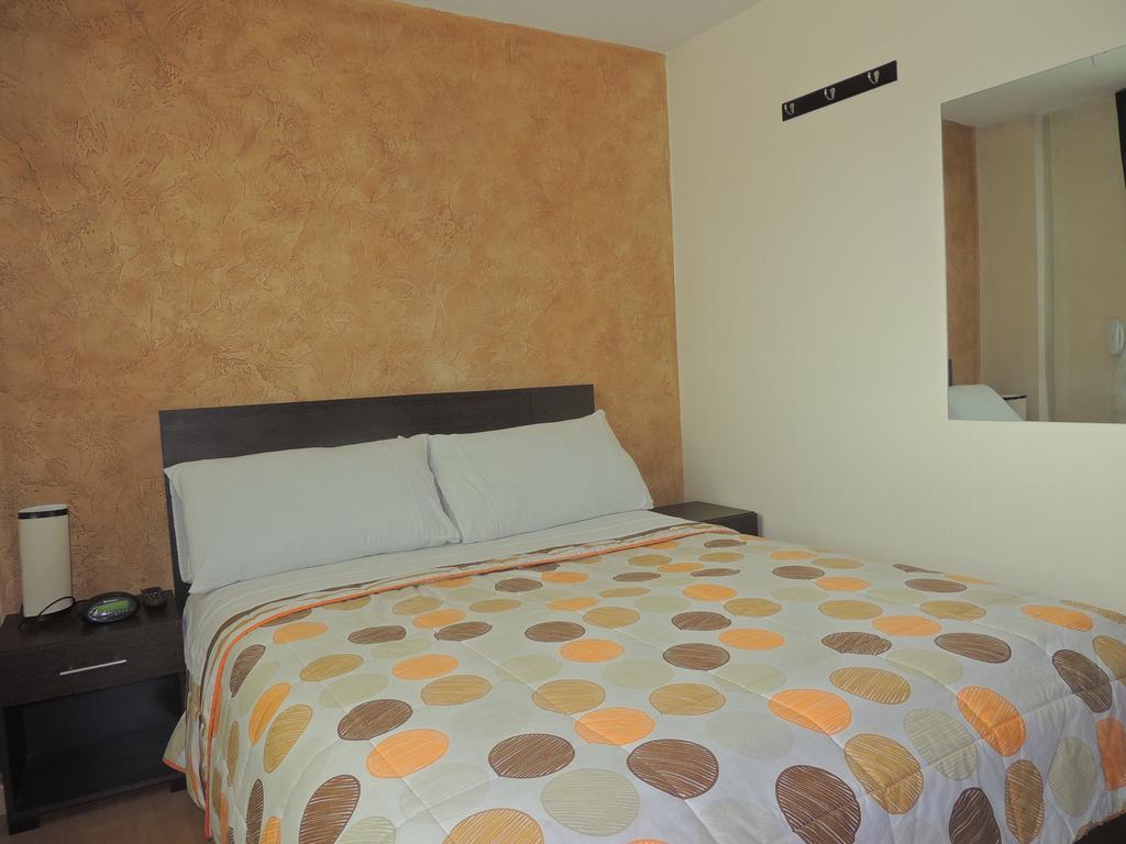 Titan Hotel & Spa Bogota Phòng bức ảnh
